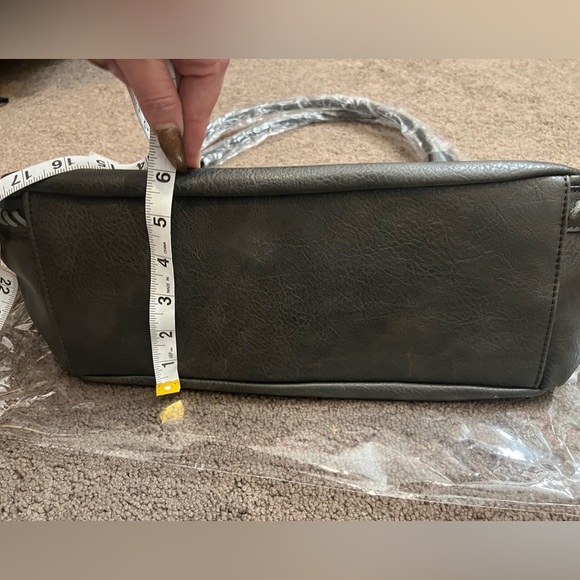 Hamptons Grey Soft Vegan Leather Bag, NEW - Picture 7 of 8